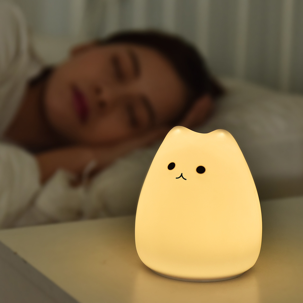 かわいい猫ナイトライトベビーキッズ漫画 7 色シリコーン睡眠 - Baby Nursery Egg Light のレビューと価格