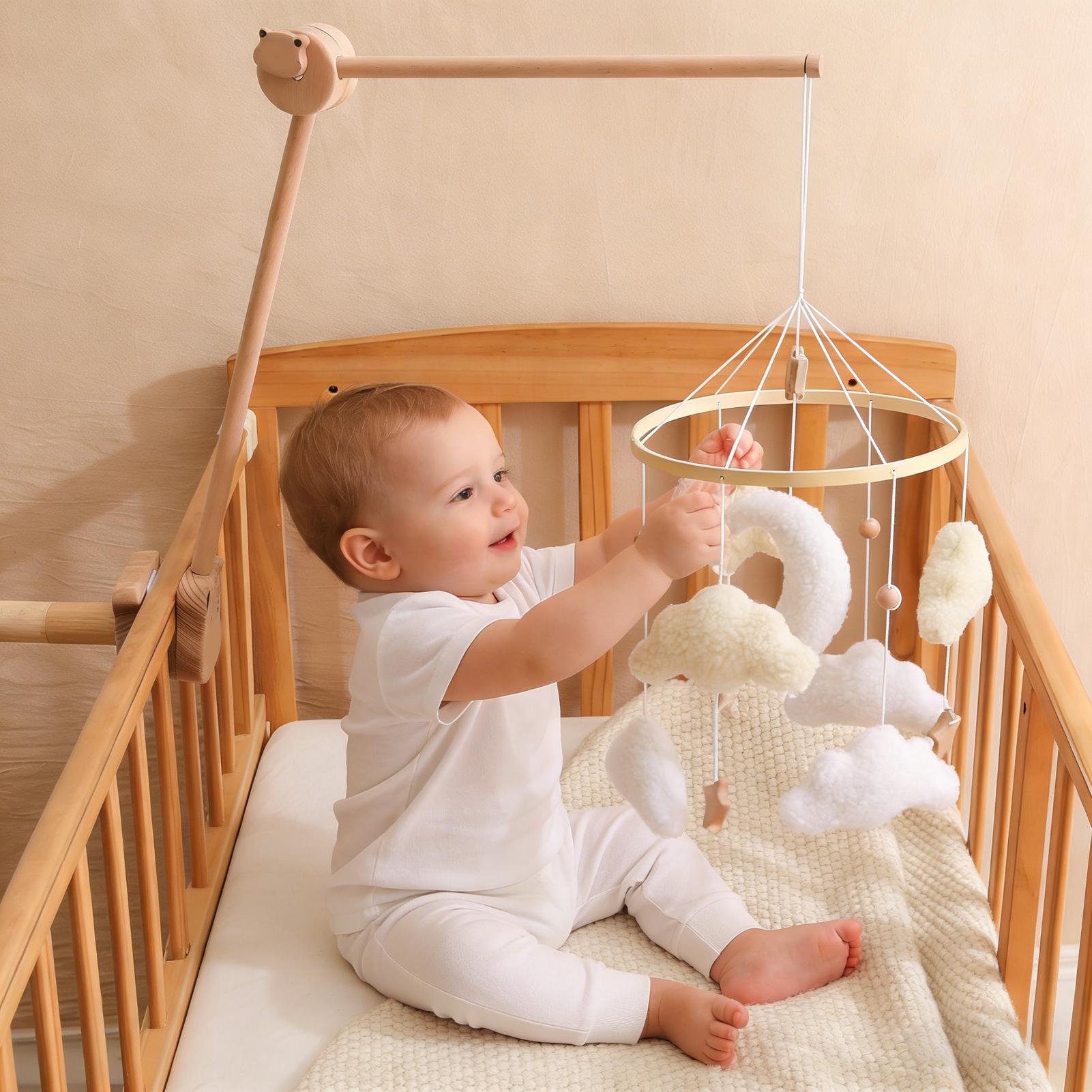 木製ベビーベッドモバイル、ベビーベッドベル、ガラガラおもちゃ - Baby Nursery Equipment のレビューと価格
