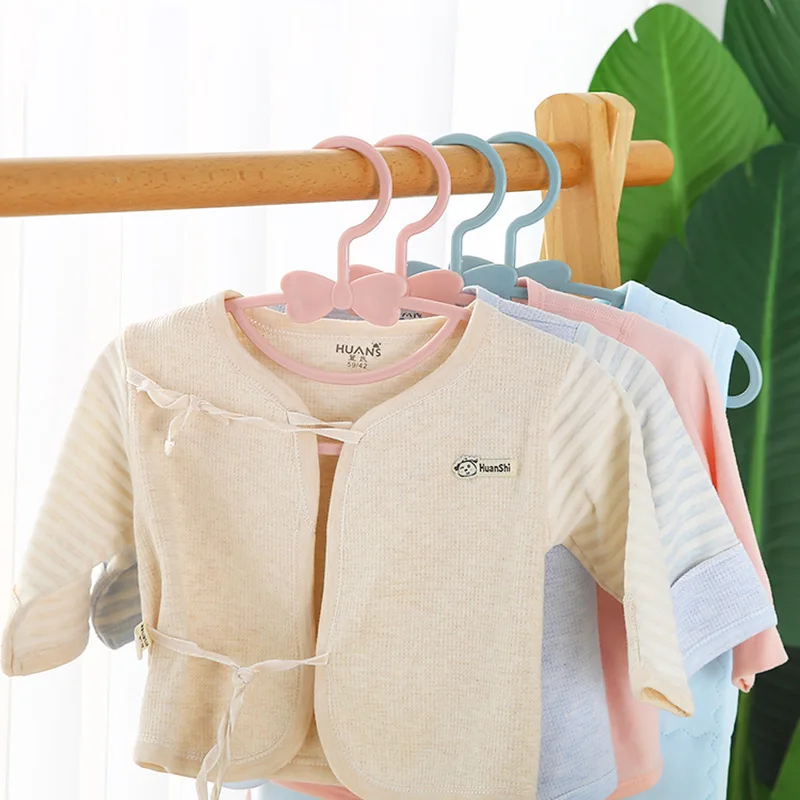 5-50 個ベビーハンガープラスチック子供服収納ハンガー保育 - Baby Nursery Uniform のレビューと価格